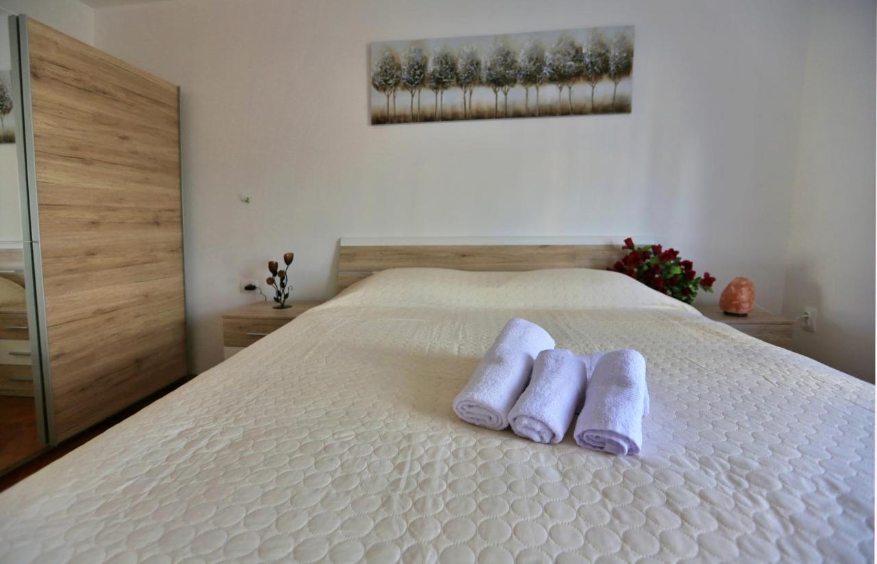 New Studio Apartman Emda U Centru Splita Bagian luar foto