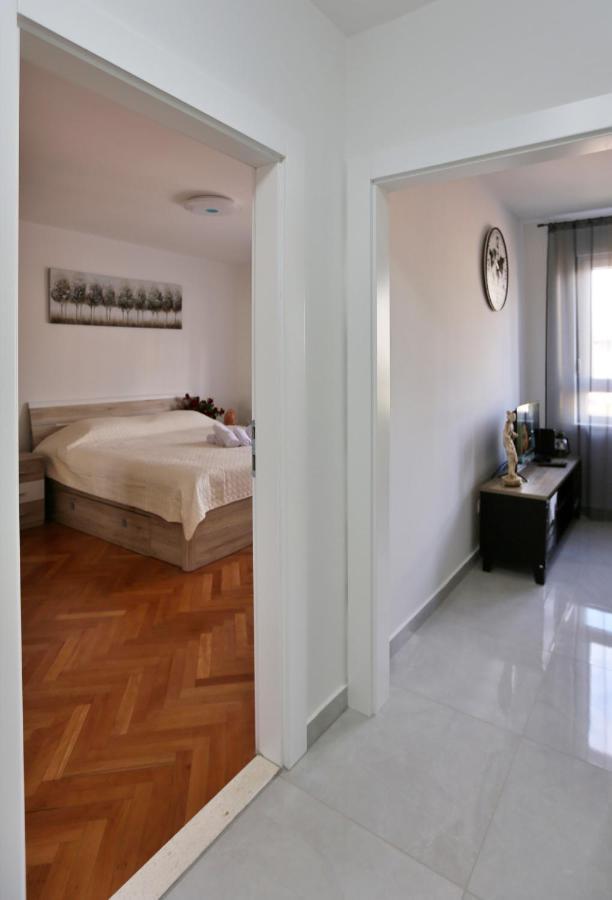 New Studio Apartman Emda U Centru Splita Bagian luar foto