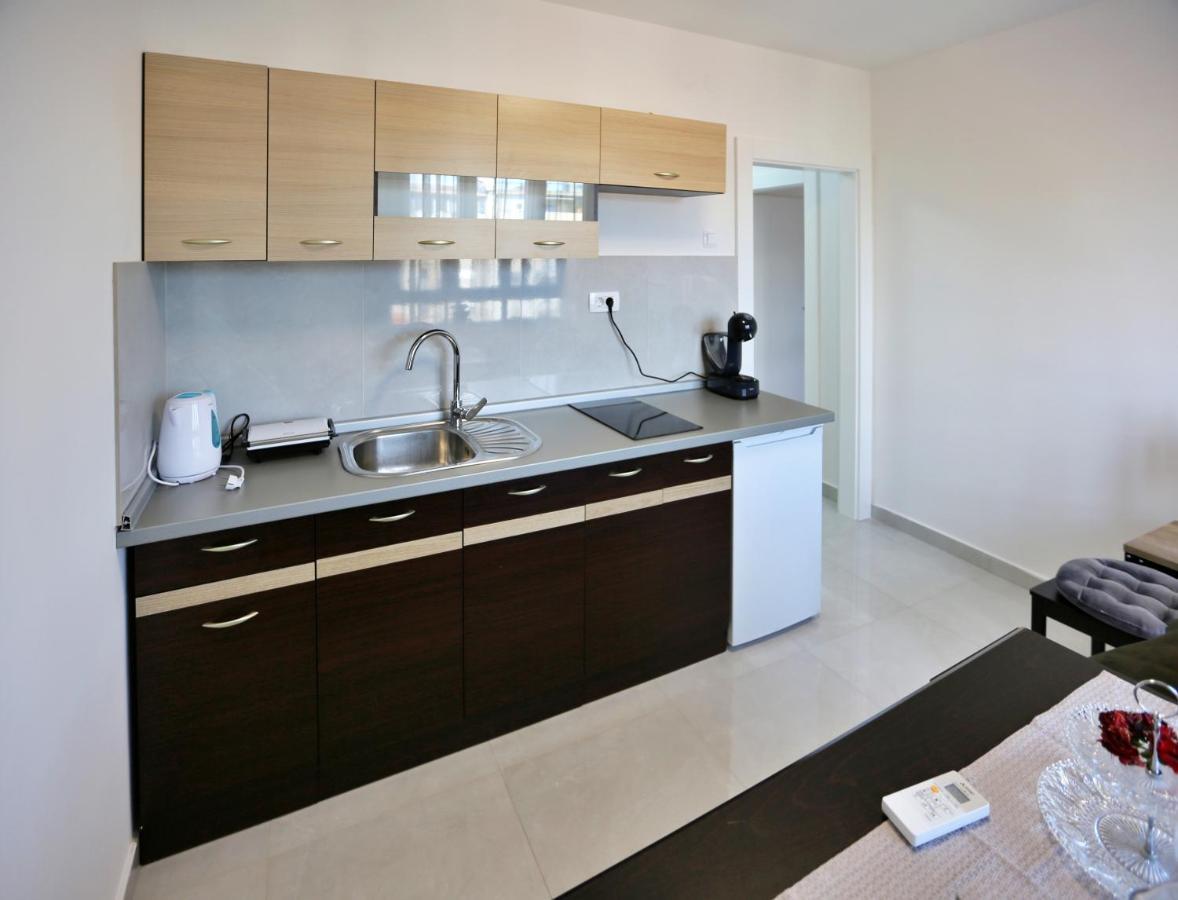 New Studio Apartman Emda U Centru Splita Bagian luar foto
