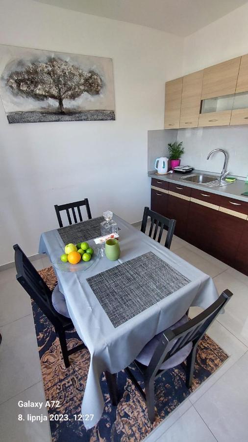 New Studio Apartman Emda U Centru Splita Bagian luar foto