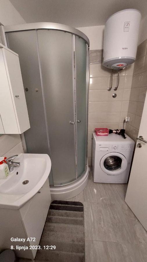 New Studio Apartman Emda U Centru Splita Bagian luar foto