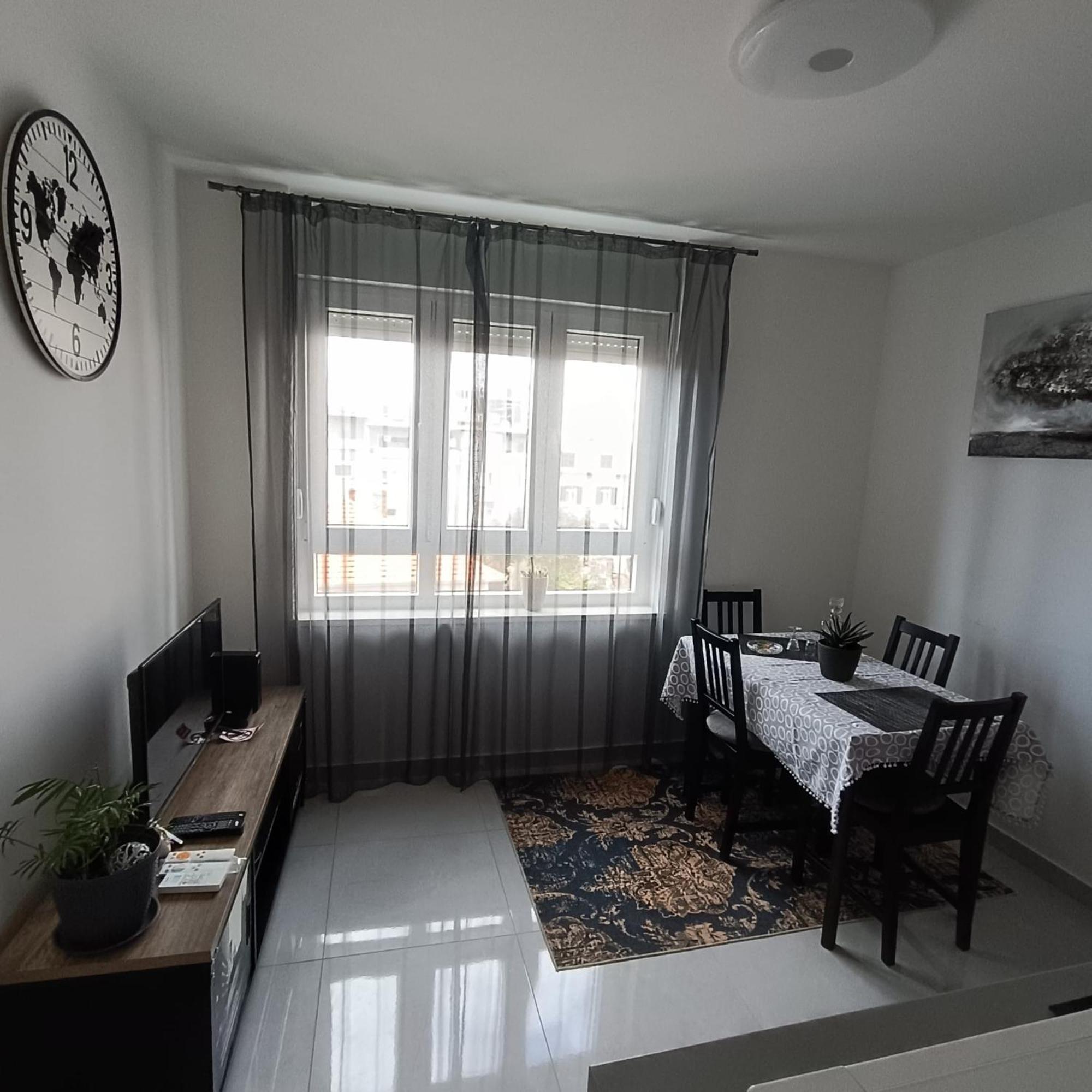 New Studio Apartman Emda U Centru Splita Bagian luar foto